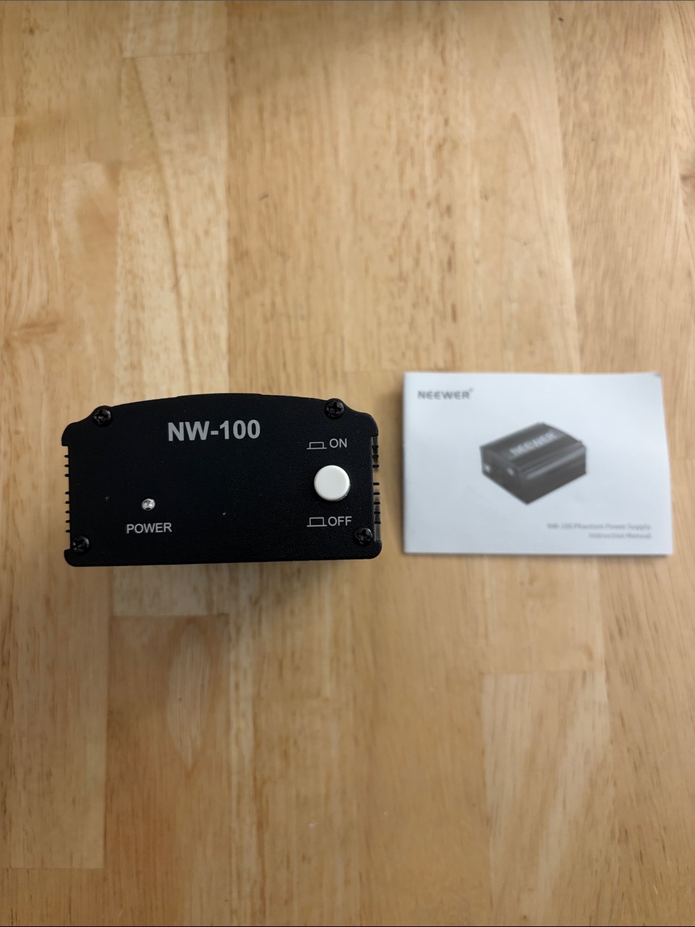 Neewer NW-100 Portable Power Adapter - Black